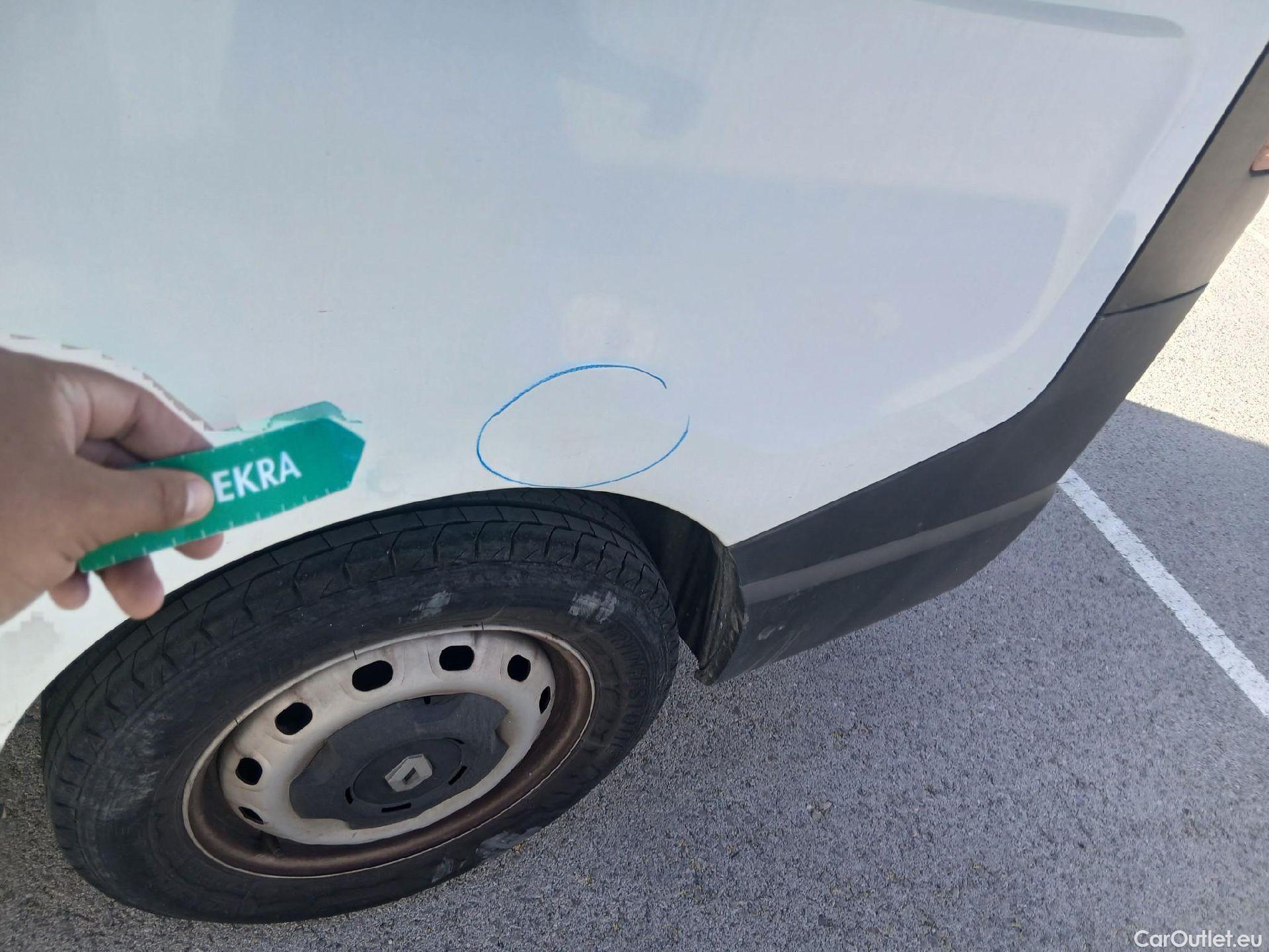  Renault  Trafic RENAULT  / 2014 / 4P / furgón Furgón 27 L1H1 Energy dCi 92kW TT #23
