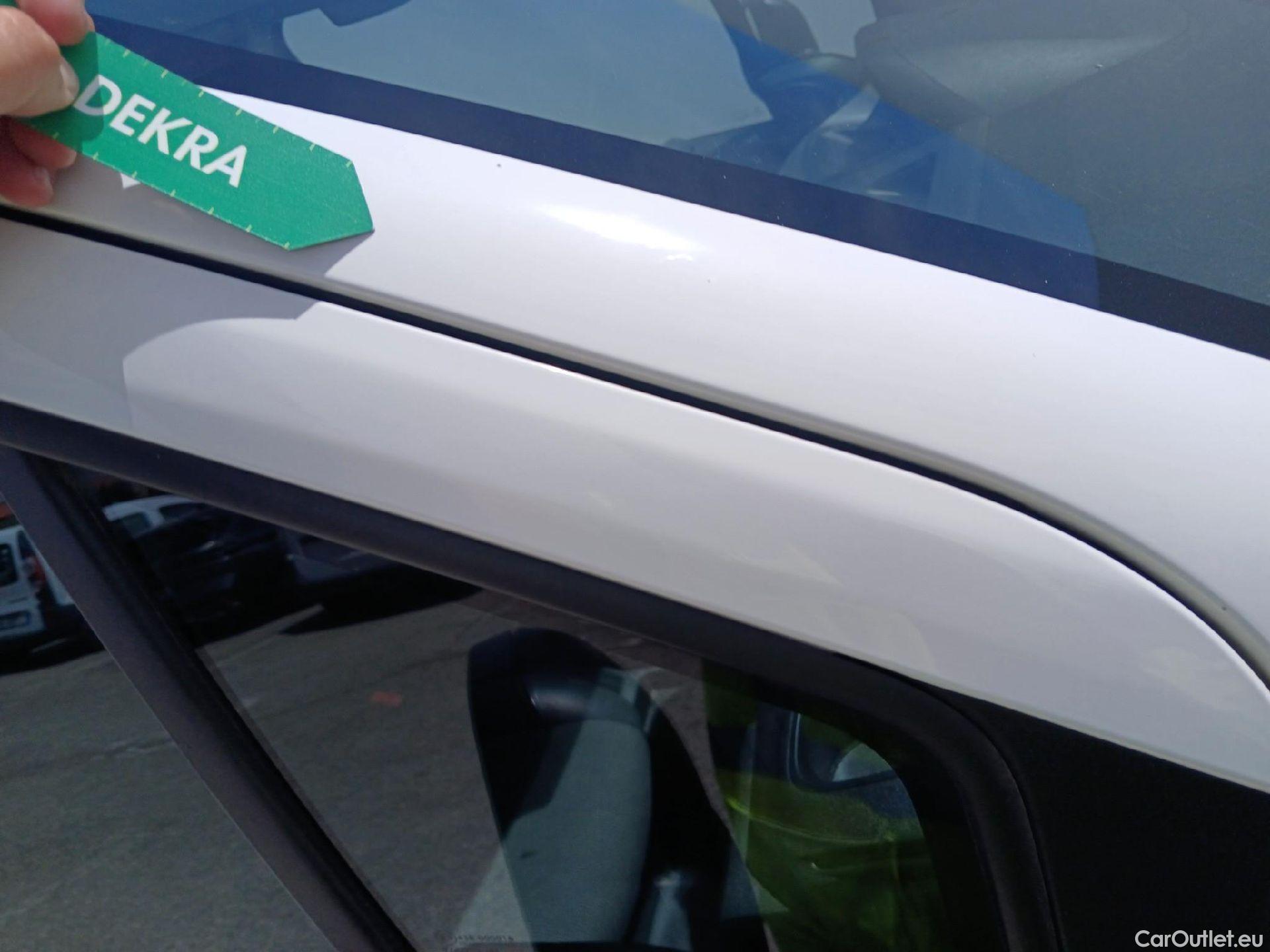  Peugeot  Partner PEUGEOT  / 2018 / 3P / furgón derivado de turismo Pro Standard 600kg BlueHDi 73kW (AC) #96