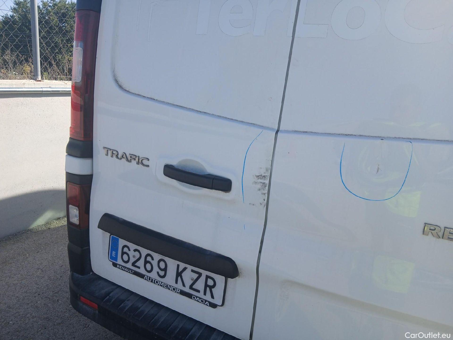  Renault  Trafic RENAULT  / 2014 / 4P / furgón Furgón 27 L1H1 Energy dCi 92kW TT #26
