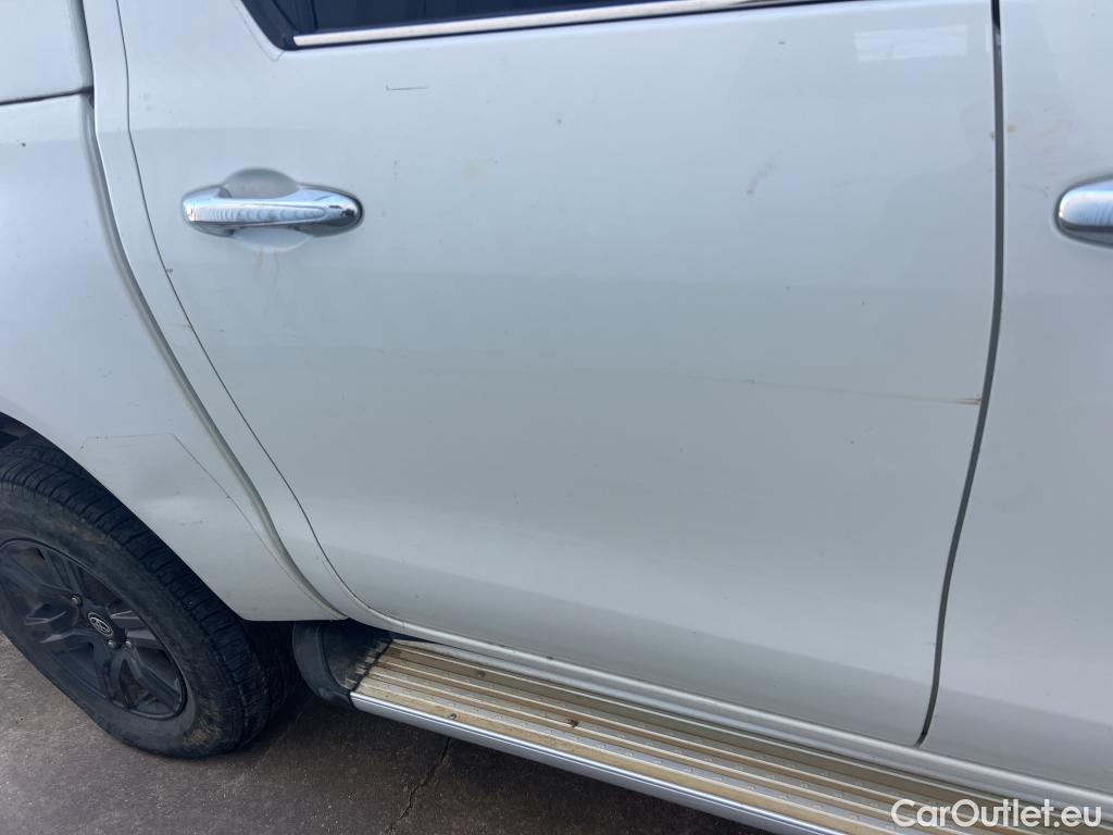  Toyota  Hilux TOYOTA  / 2020 / 4P / pickup 2.8 D-4D 150kW (204CV) Cabina Doble VX #18