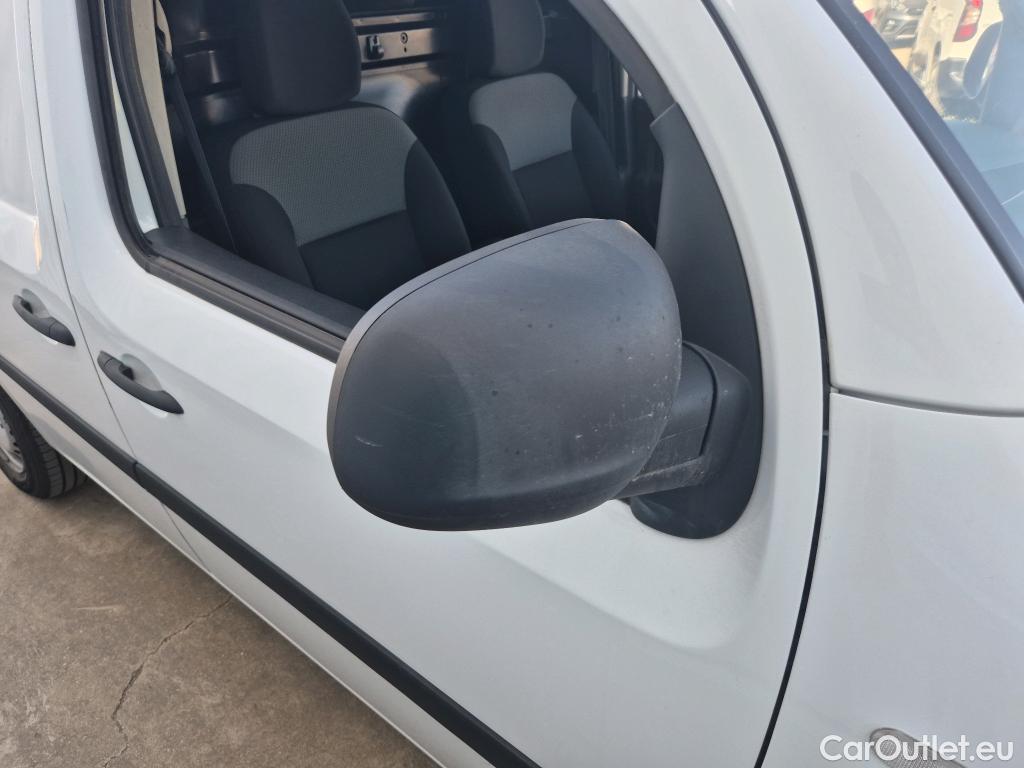  Renault  Kangoo RENAULT  Furgón/2013/3P/furgón derivado de turismo Profesional Blue dCi 70kW (95CV) #25
