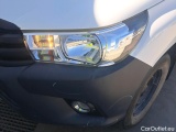  Toyota  Hilux TOYOTA  / 2016 / 4P / pickup 2.4 D-4D Cabina Doble GX #17