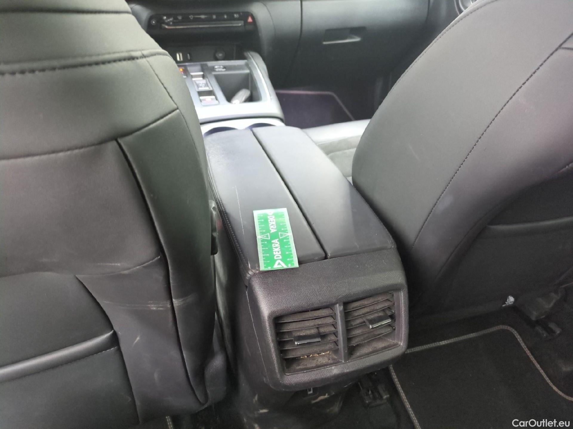  Citroen  C5 Aircross CITROEN  / 2022 / 5P / SUV Hybrid rechargeable 225 e-EAT8 Feel Pack #10