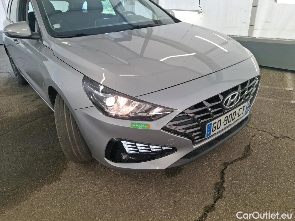 Hyundai  i30  cw Business 1.6 CRDi 115CV BVA7 E6d #12