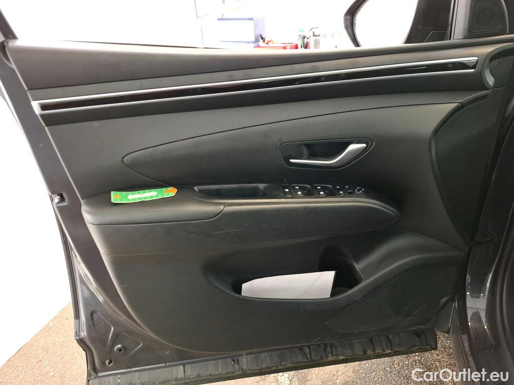  Hyundai  Tucson  Business Hybrid 2WD 1.6 T-GDI 230CV BVA6 E6d #24