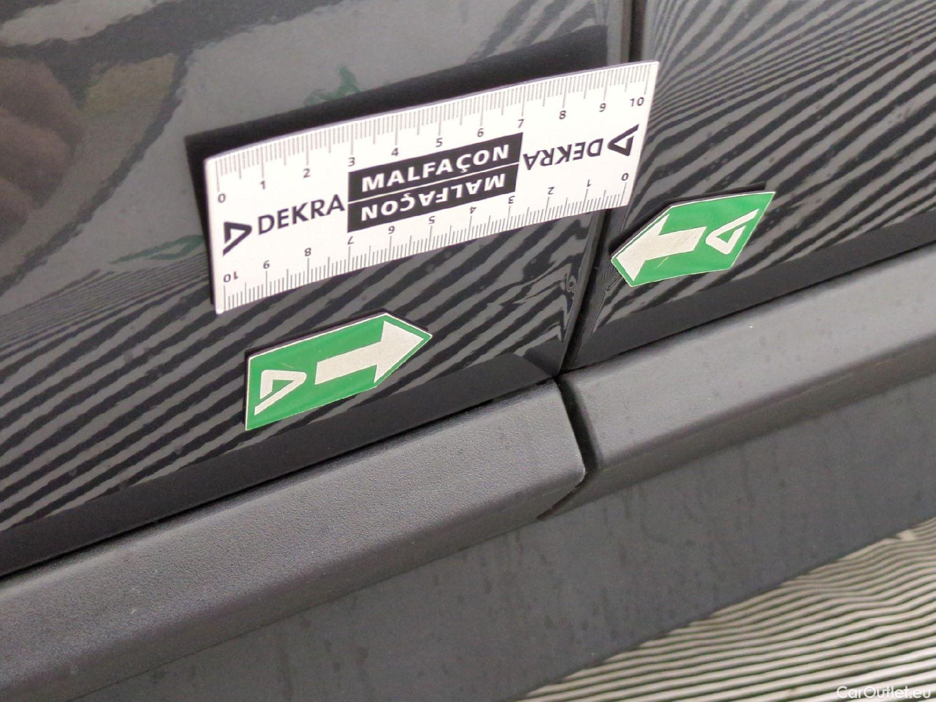  Bmw  X1 Série  sDrive16d Lounge 1.5 115CV BVA7 E6d #48