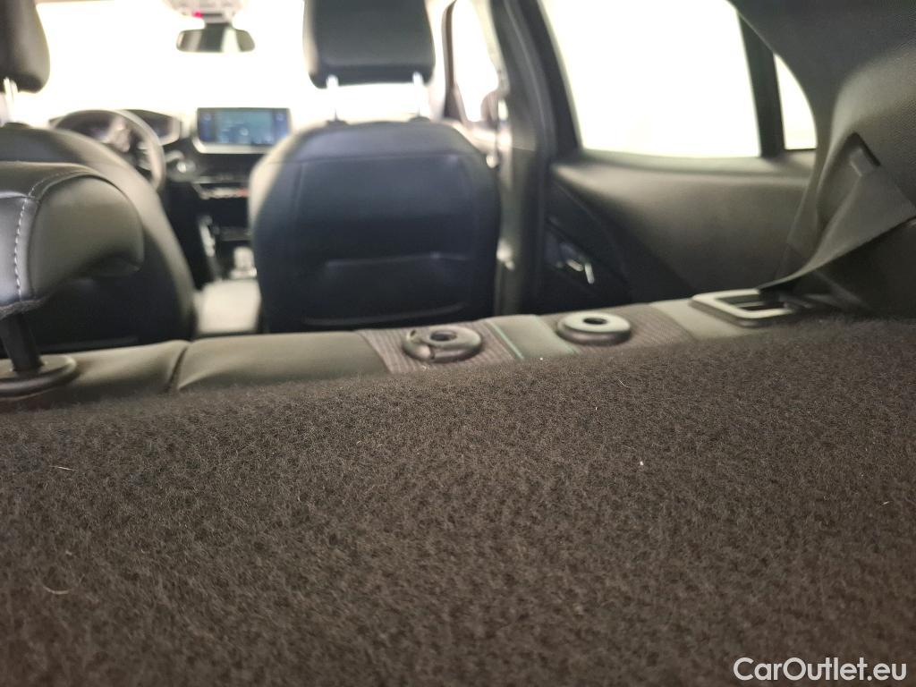  Peugeot  2008  Allure Pack 1.5 HDi 130CV BVA8 E6d #14