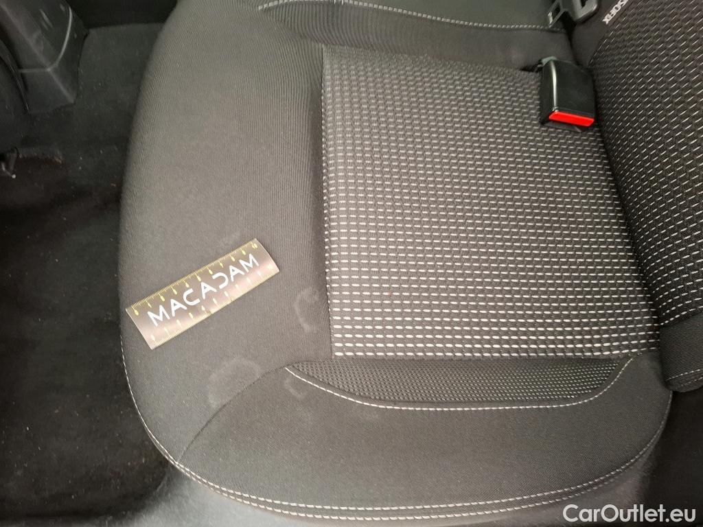  Peugeot  208  Allure Business 1.2 PureTech 110CV BVM5 E6 #27