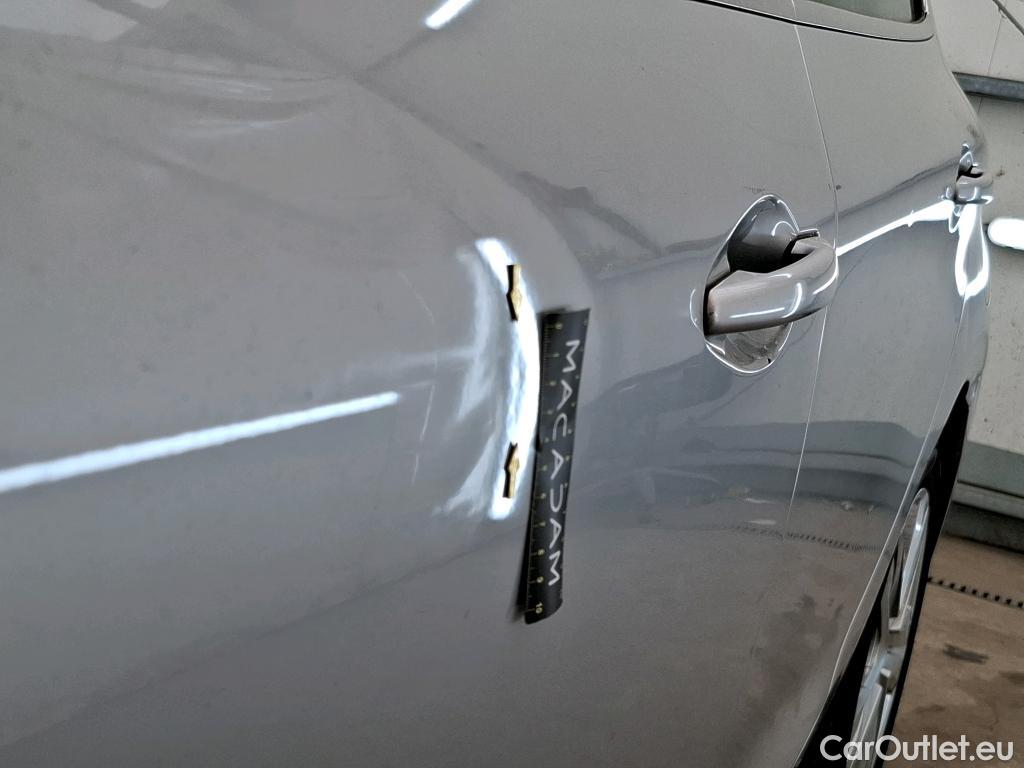  Peugeot  208  Allure Business 1.2 PureTech 110CV BVM5 E6 #14