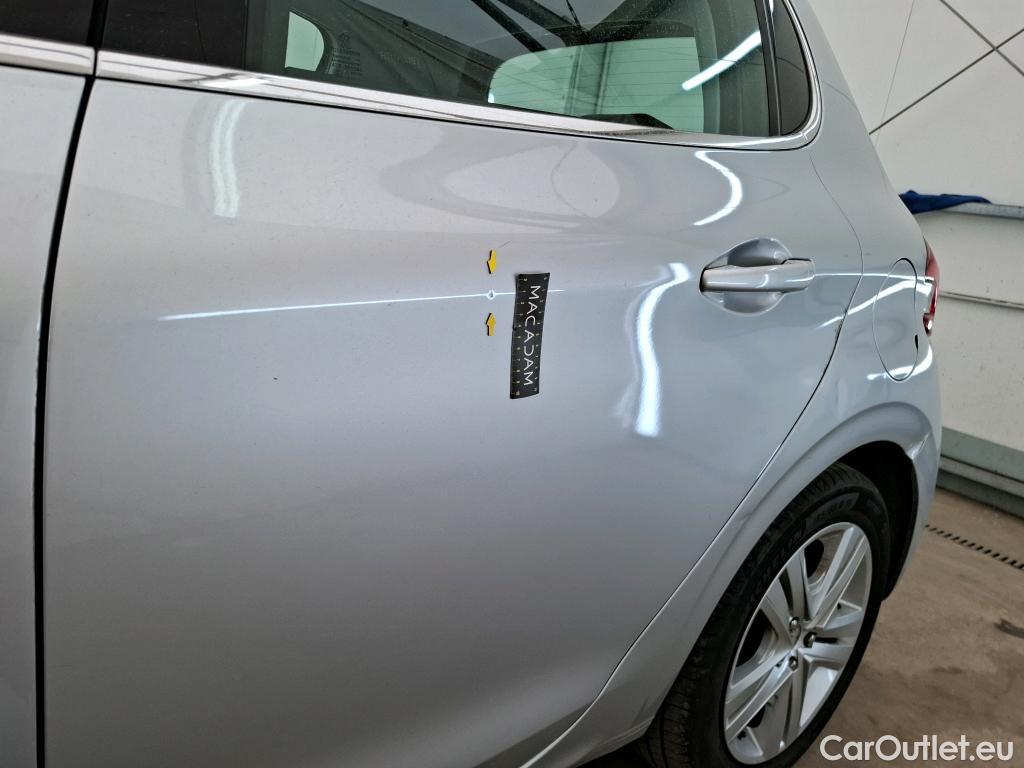  Peugeot  208  Allure Business 1.2 PureTech 110CV BVM5 E6 #15