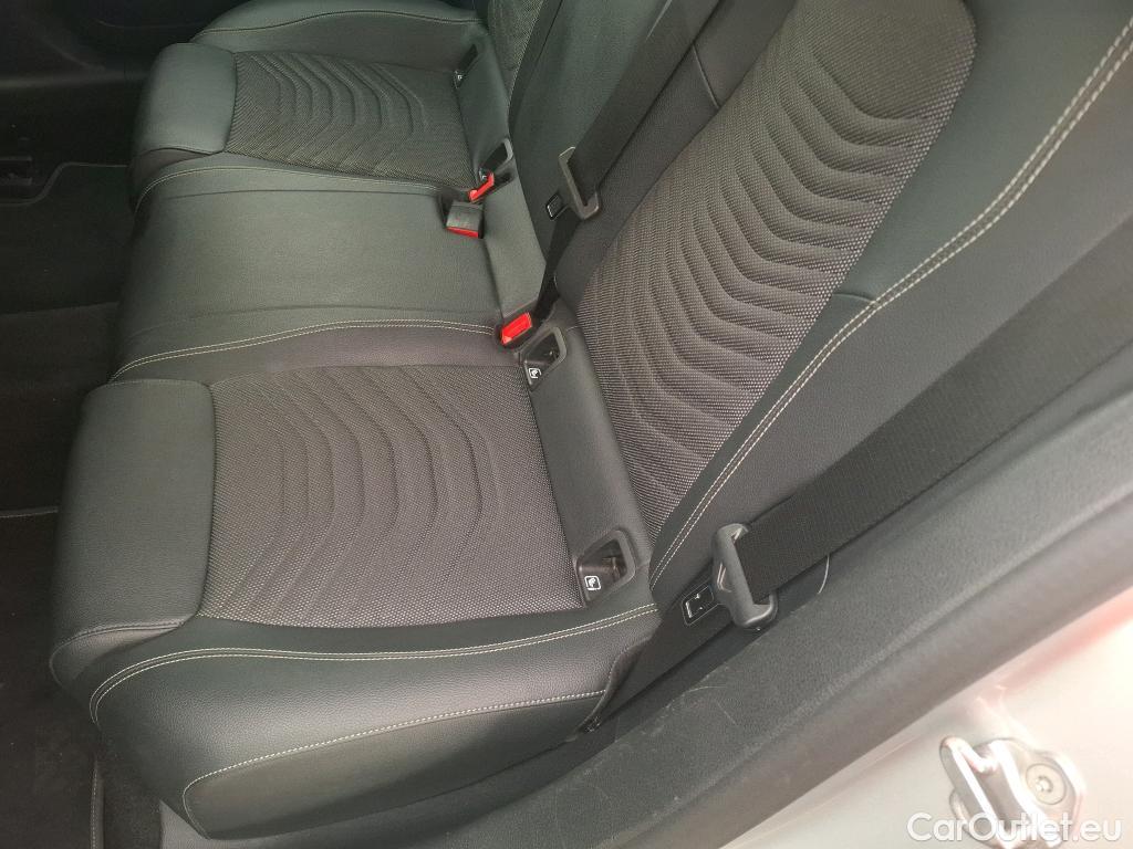  Mercedes  A-Klasse MERCEDES-BENZ Classe A Compact / 2018 / 5P / Berline A 200 d Business Line 8G-DCT #25