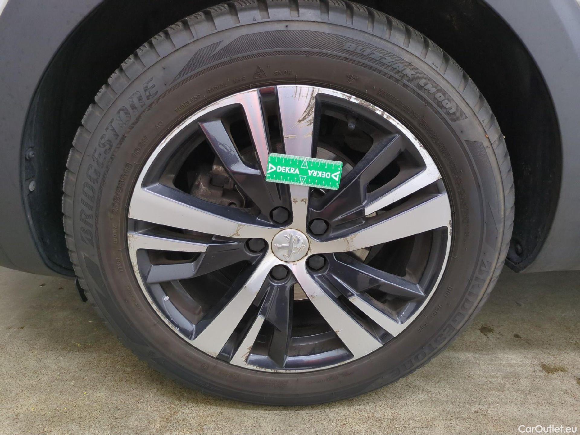  Peugeot  5008  Allure Business 1.5 HDi 130CV BVA8 E6d #28