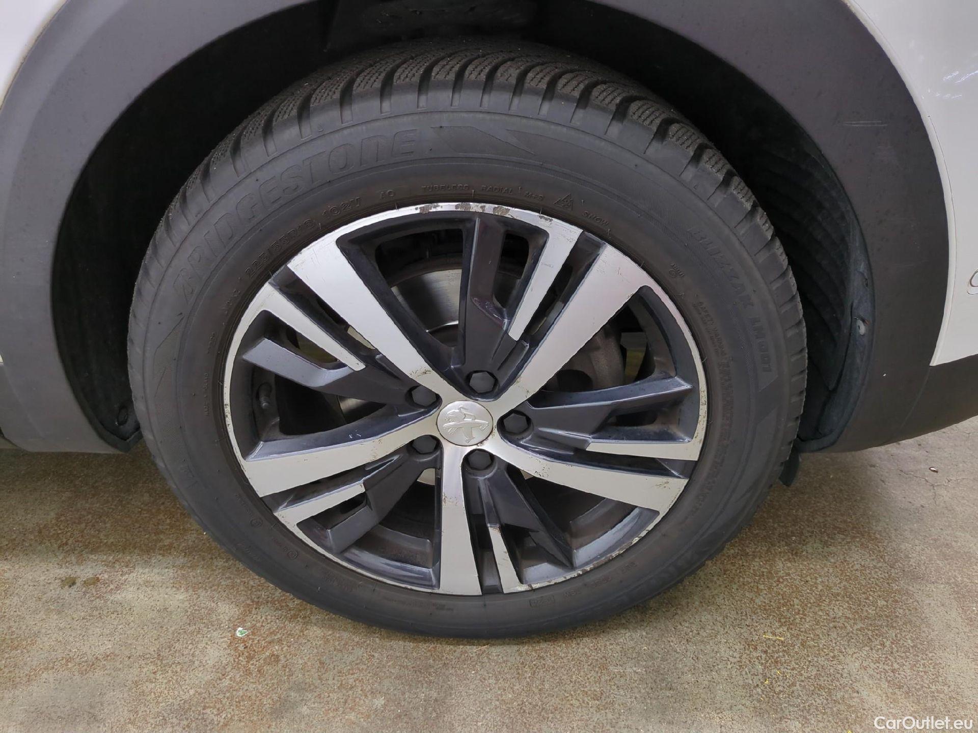  Peugeot  5008  Allure Business 1.5 HDi 130CV BVA8 E6d #9