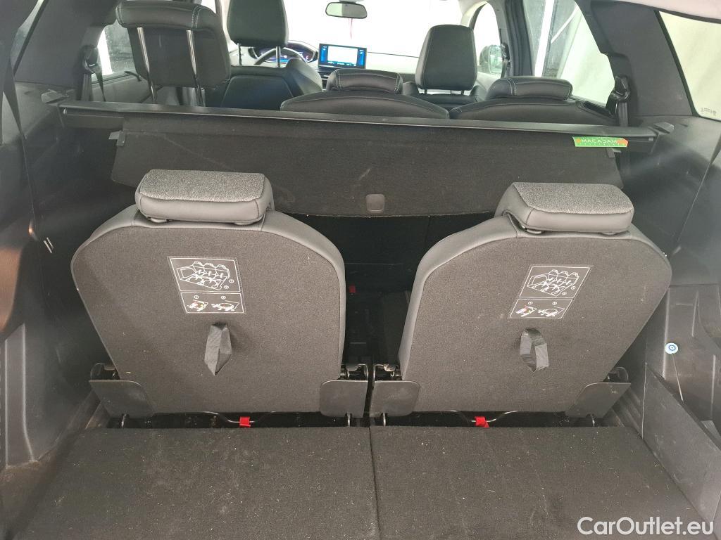  Peugeot  5008  Allure Pack 1.5 HDi 130CV BVA8 7 Sieges E6d #65