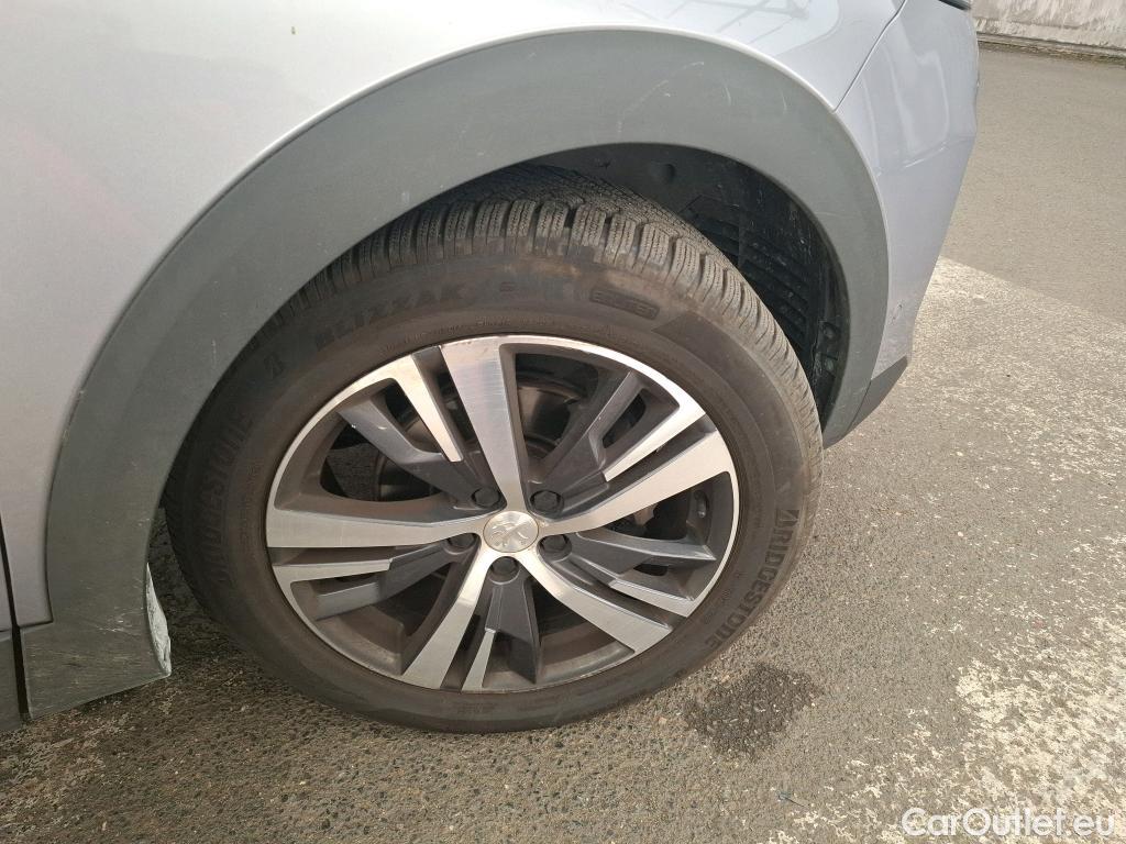  Peugeot  5008  Allure Pack 1.5 HDi 130CV BVA8 7 Sieges E6d #55