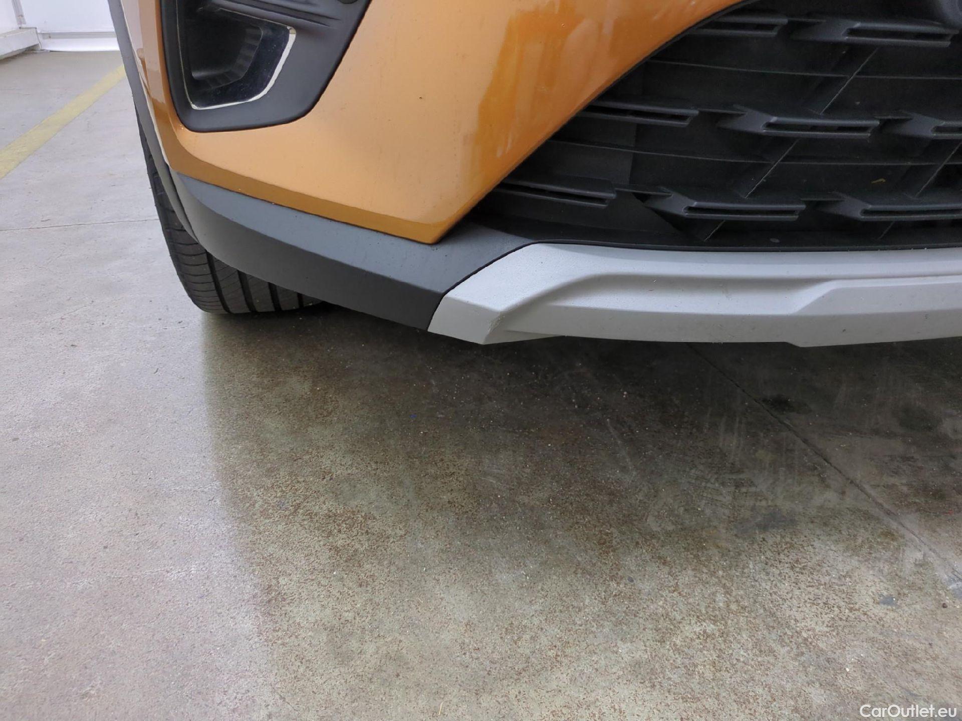  Renault  Captur  II Intens 1.6 E-TECH Plug-in 160CV BVA6 E6d #13