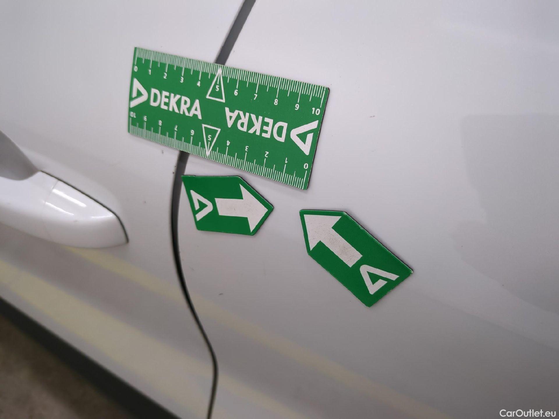  Renault  Captur  II Evolution 1.6 E-TECH Hybrid 145CV BVA6 E6d #29