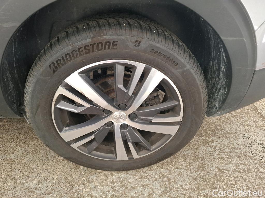 Peugeot  5008  Allure Pack 1.5 HDi 130CV BVA8 7 Sieges E6d #49