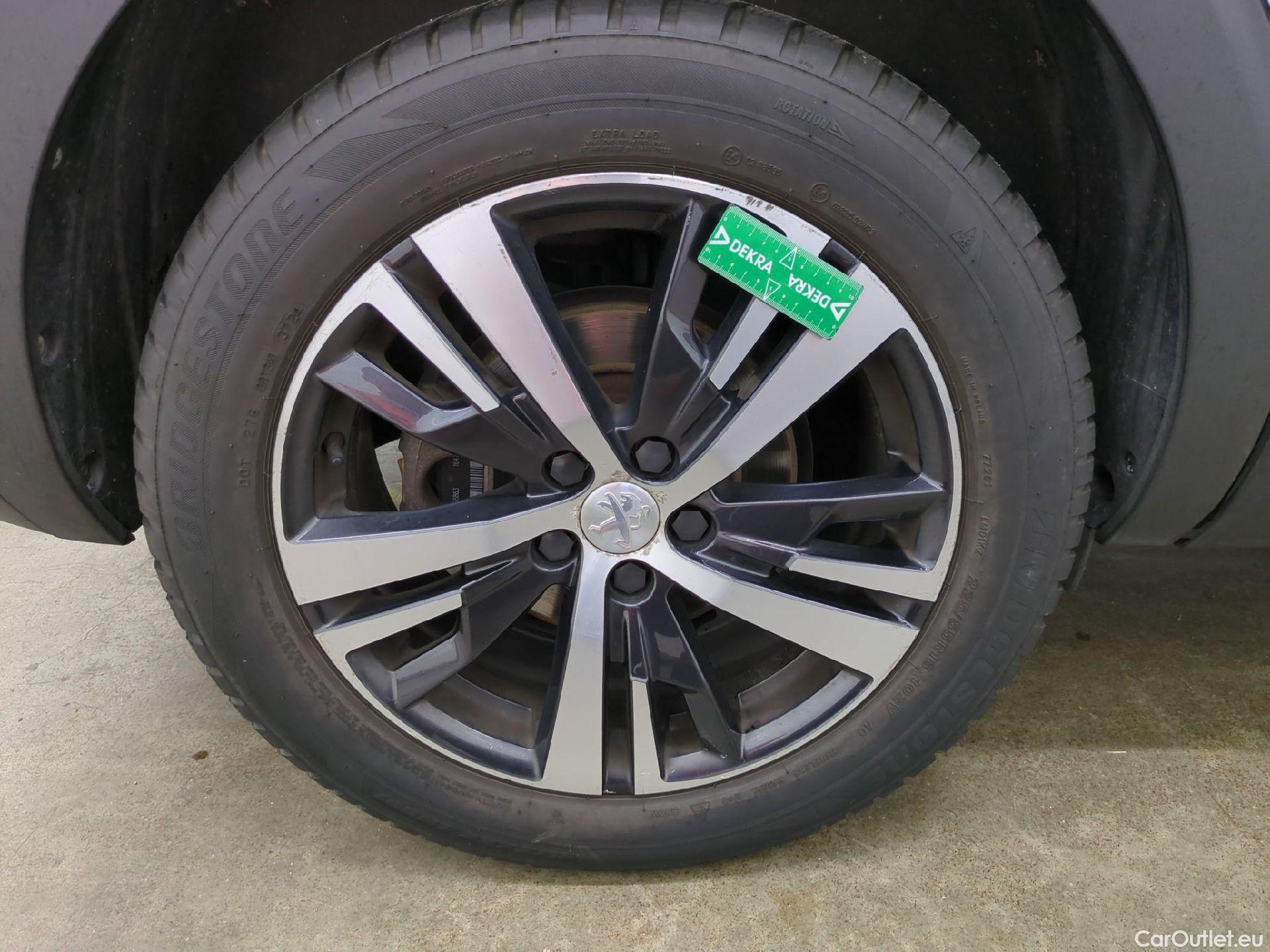  Peugeot  5008  Allure Business 1.5 HDi 130CV BVA8 E6d #37