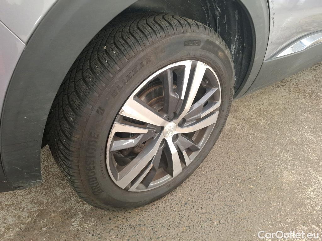  Peugeot  5008  Allure Pack 1.5 HDi 130CV BVA8 7 Sieges E6d #19