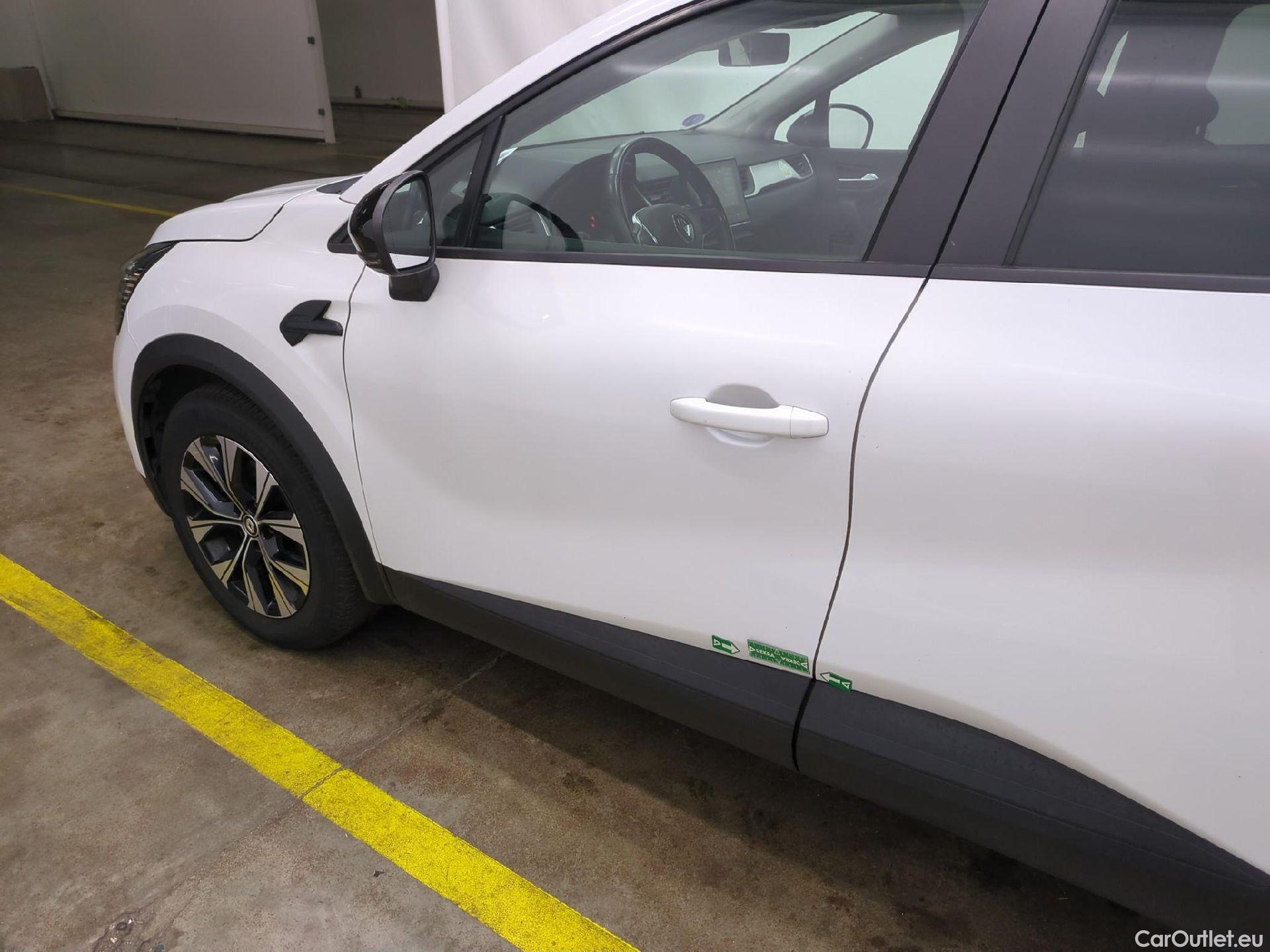  Renault  Captur  II Evolution 1.6 E-TECH Hybrid 145CV BVA6 E6d #22