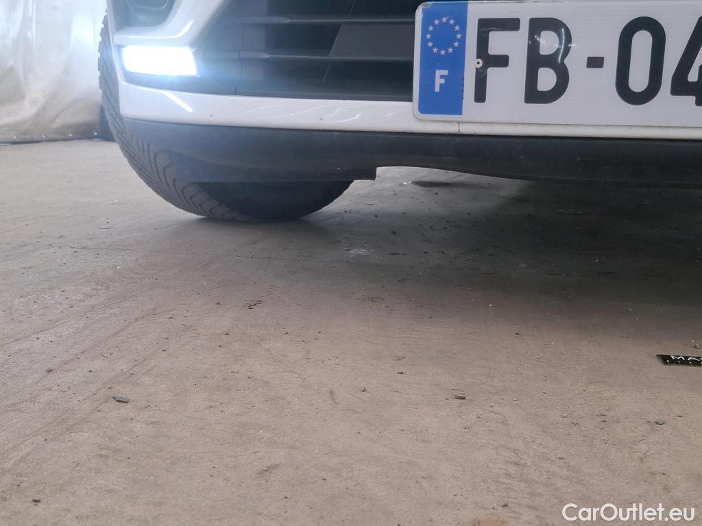  Renault  Clio  IV Business 0.9 TCe 90CV BVM5 E6 #2