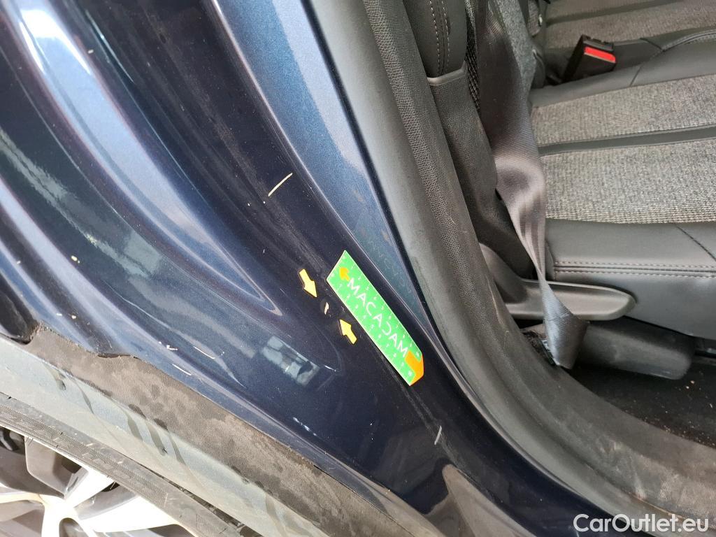 Peugeot  5008 PEUGEOT  / 2016 / 5P / SUV Puretech 180 S&S EAT8 ALLURE BUSINESS #16