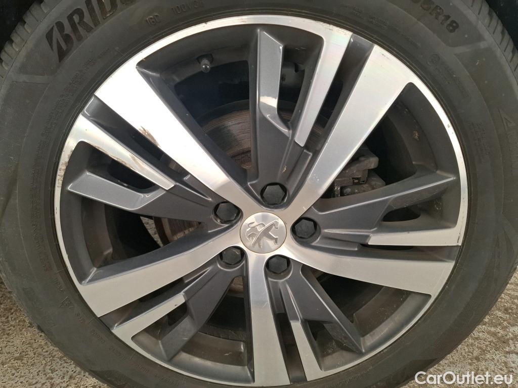  Peugeot  5008  Allure Pack 1.5 HDi 130CV BVA8 7 Sieges E6d #50