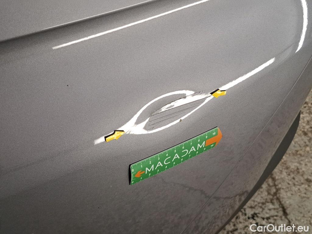  Peugeot  5008  Allure Pack 1.5 HDi 130CV BVA8 7 Sieges E6d #14