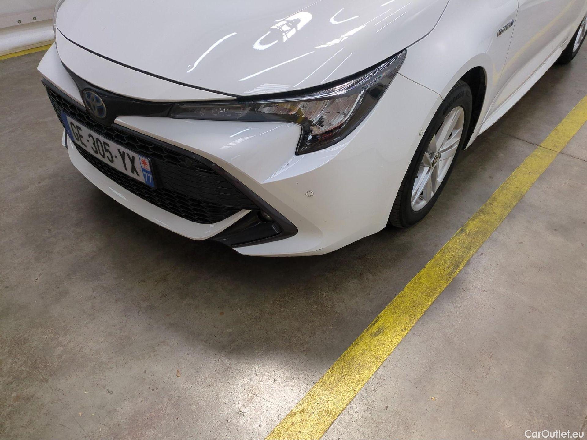  Toyota  Corolla TOYOTA  / 2018 / 5P / Berline Hybride 122h Dynamic Business Beyond Zer #13