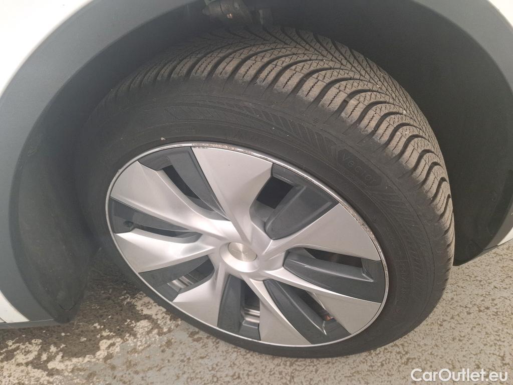  Tesla  Model Y TESLA  / 2020 / 5P / SUV Long Range Dual Motor AWD #33