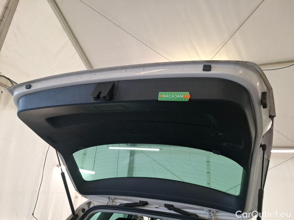  Seat  ATECA  Style Business 1.6 TDI 115CV BVA7 E6dT #7