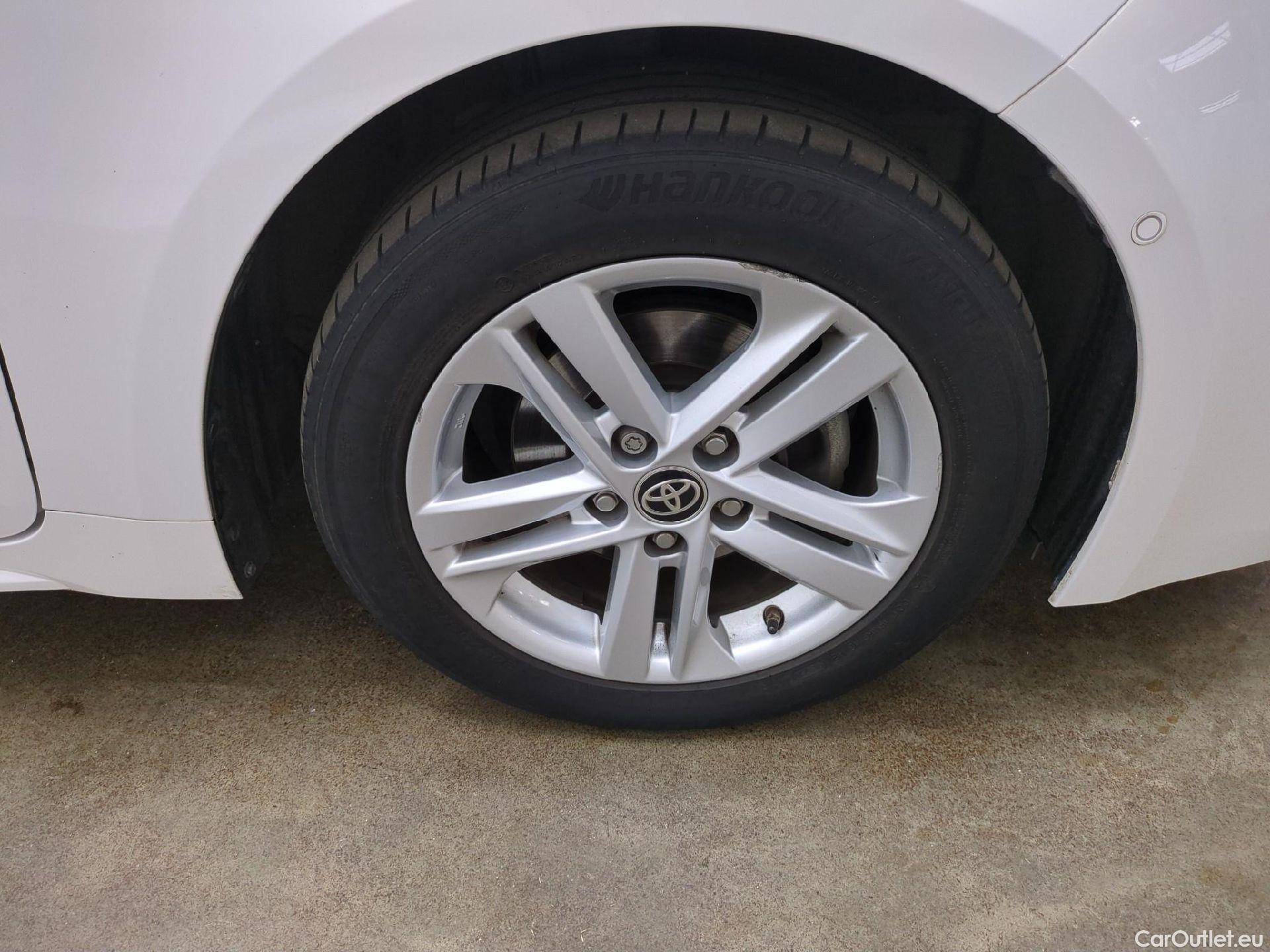  Toyota  Corolla TOYOTA  / 2018 / 5P / Berline Hybride 122h Dynamic Business Beyond Zer #9
