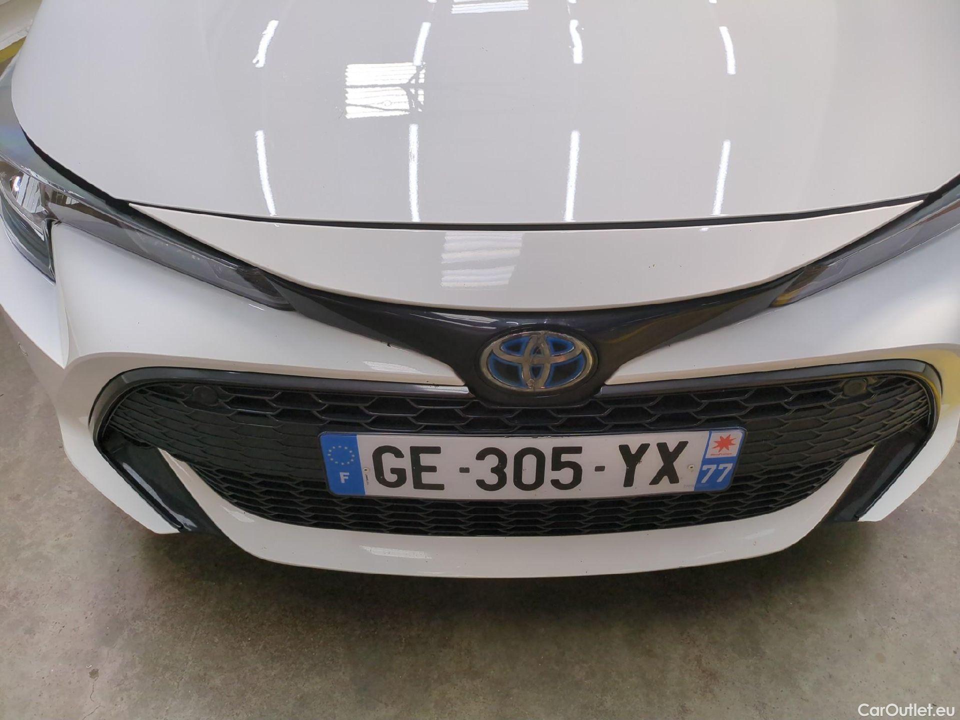  Toyota  Corolla TOYOTA  / 2018 / 5P / Berline Hybride 122h Dynamic Business Beyond Zer #47