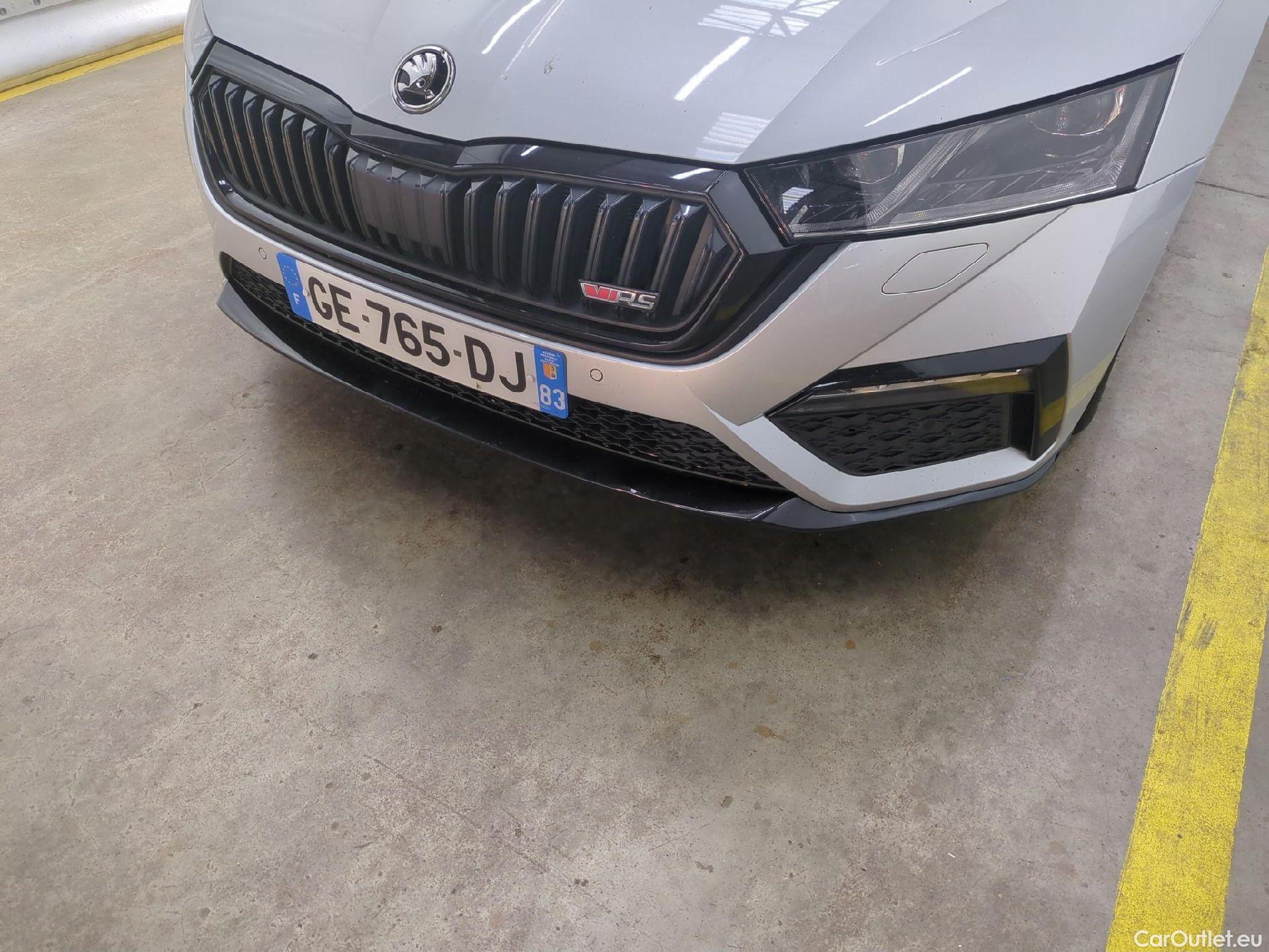  Skoda  Octavia  Break RS 2.0 TDI 200CV BVA7 E6d #14