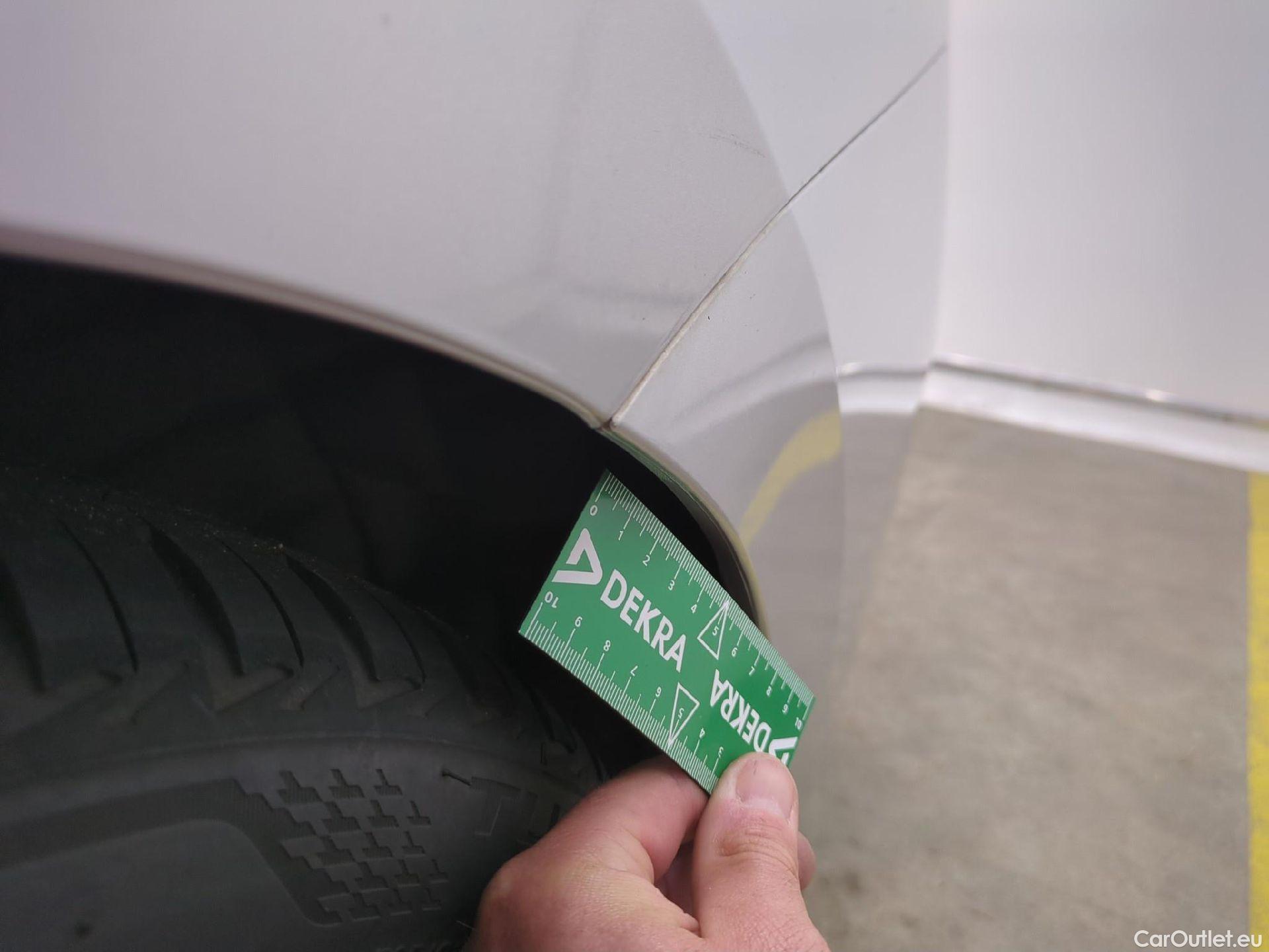  Skoda  Octavia  Break RS 2.0 TDI 200CV BVA7 E6d #19