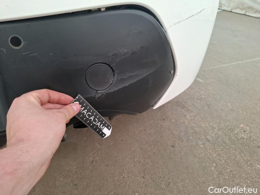  Peugeot  208  Premium 1.5 HDi 100CV BVM6 E6d #47