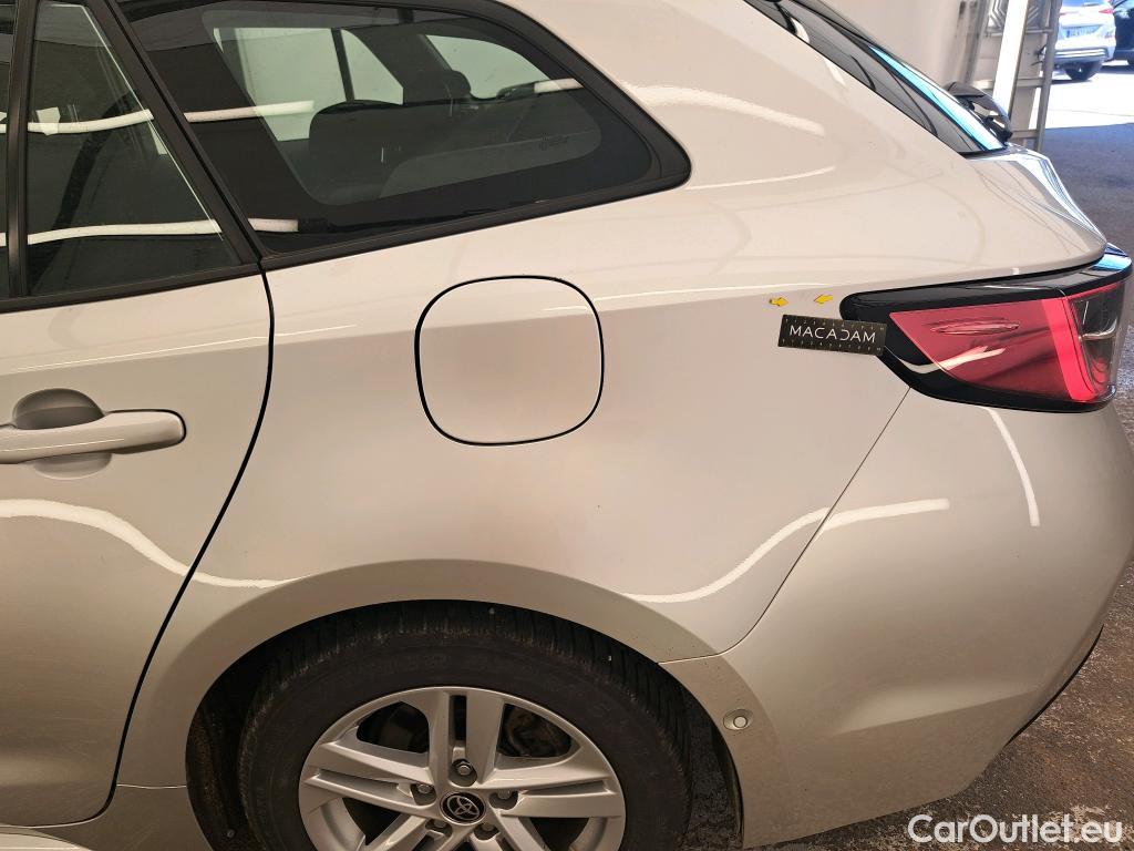  Toyota  Corolla TOYOTA  Touring Sports / 2018 / 5P / Break Hybride 122h Dynamic Business Beyond Zer #30