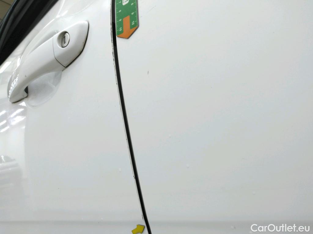  Citroen  C3  Société Feel 1.5 BlueHDI 100CV BVM6 E6d #10