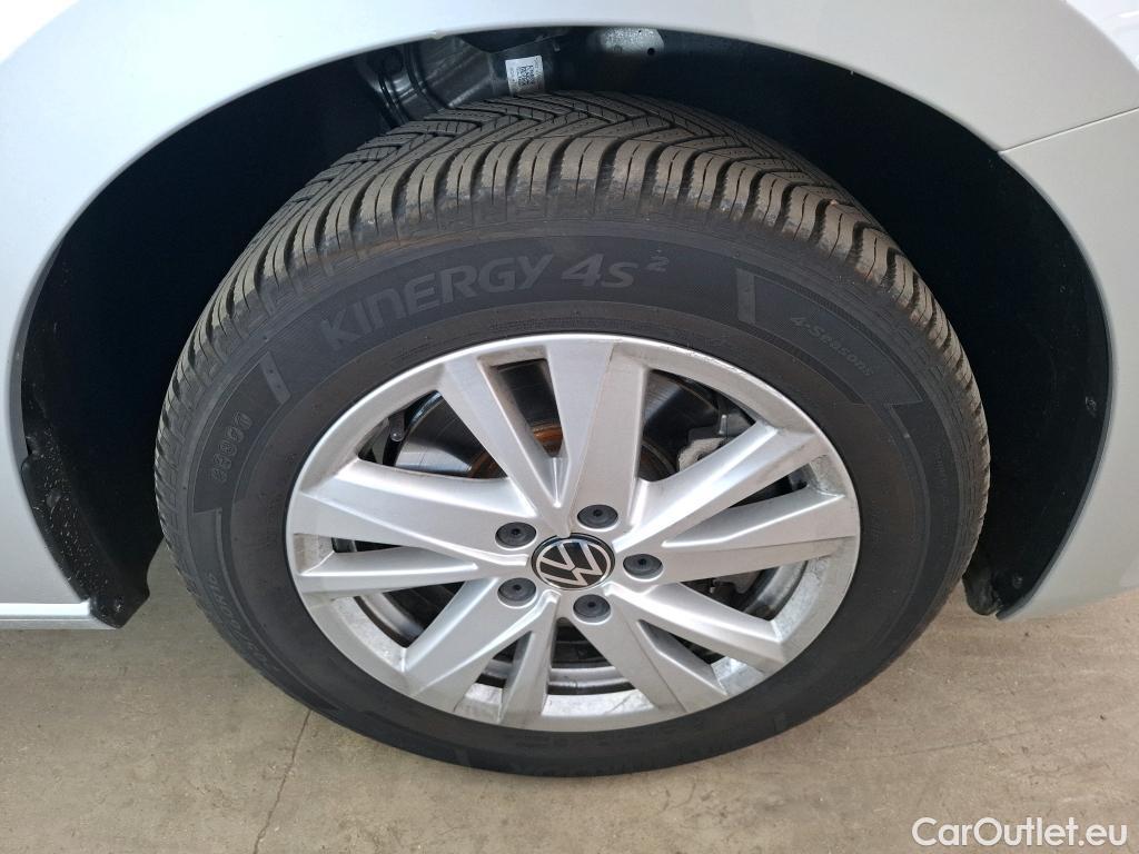  Volkswagen  Touran  Lounge BMT/Start-Stopp 1.5 TSI 150CV BVA7 E6d #38