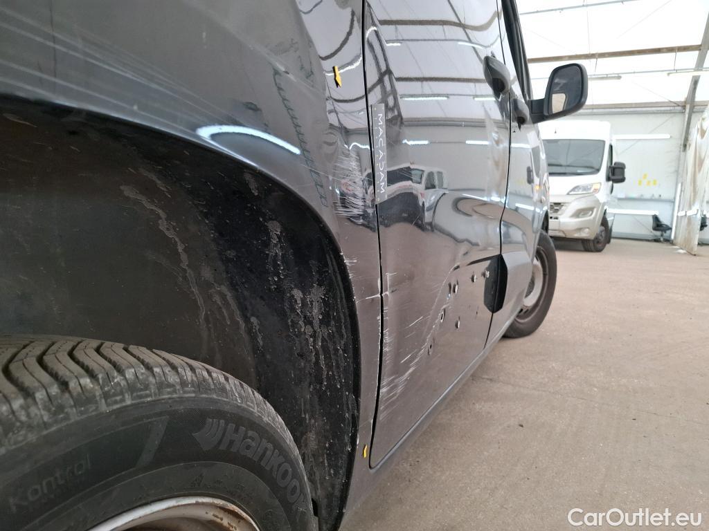  Citroen  Berlingo  Fourgon Club M 1000 1.5 BlueHDi 130CV BVA8 E6dT #4