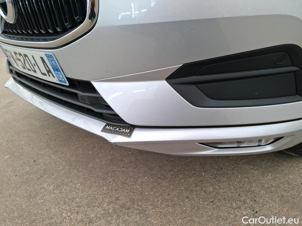  Volvo  XC60 VOLVO  / 2017 / 5P / SUV B4 197 Geartro Business Executive #1