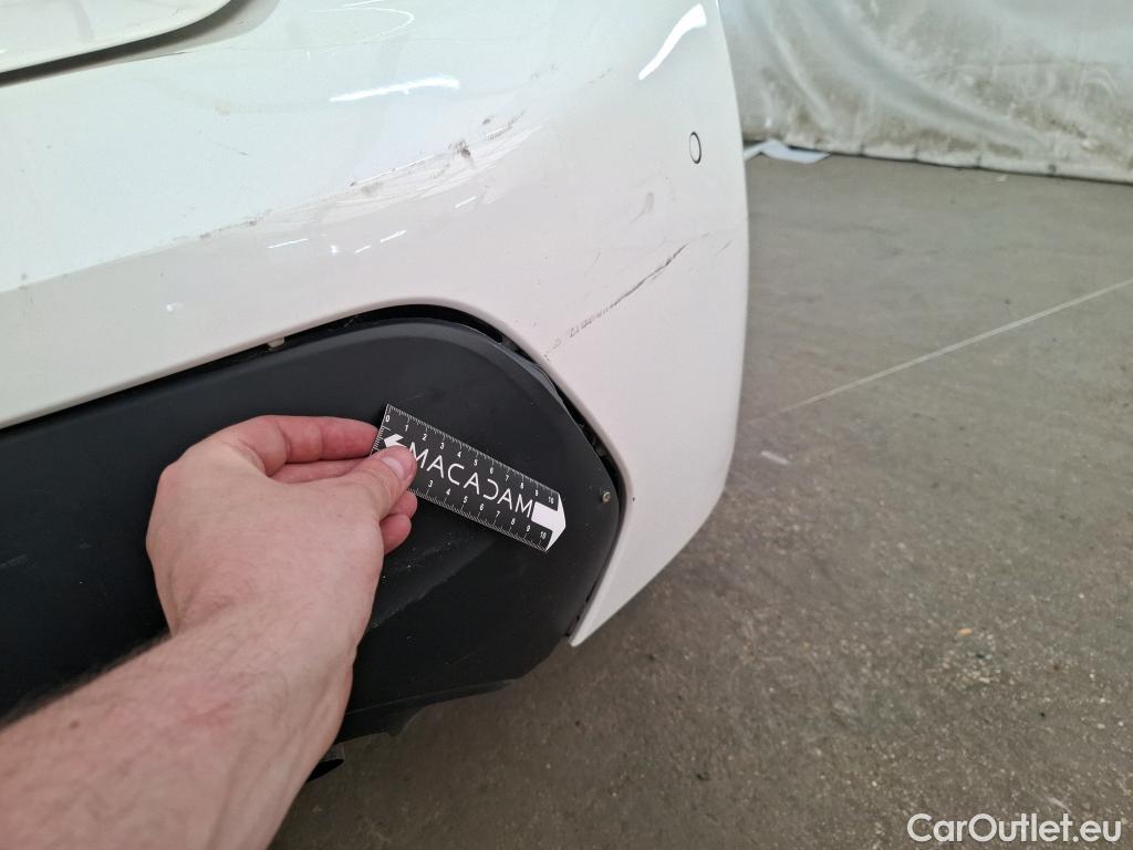  Peugeot  208  Premium 1.5 HDi 100CV BVM6 E6d #48