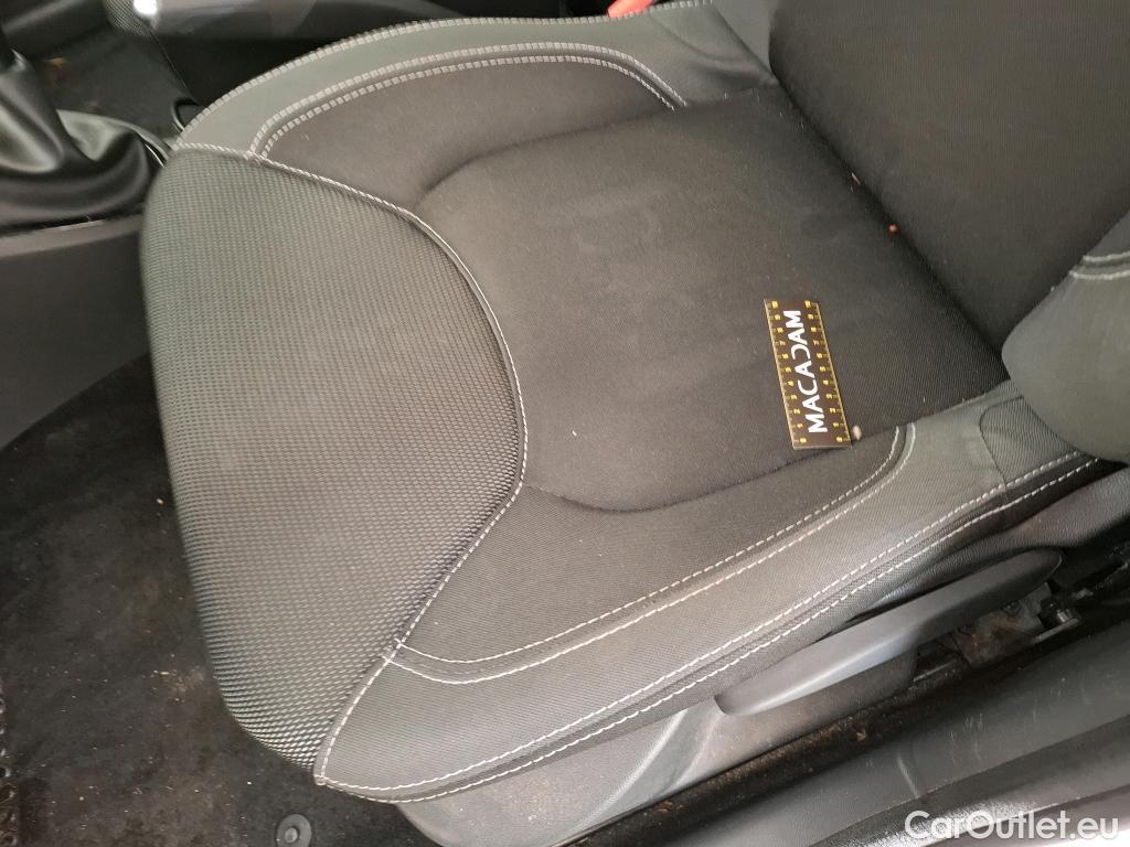  Renault  Clio  IV Air MediaNav 1.5 dCi 75CV BVM5 E6 #6