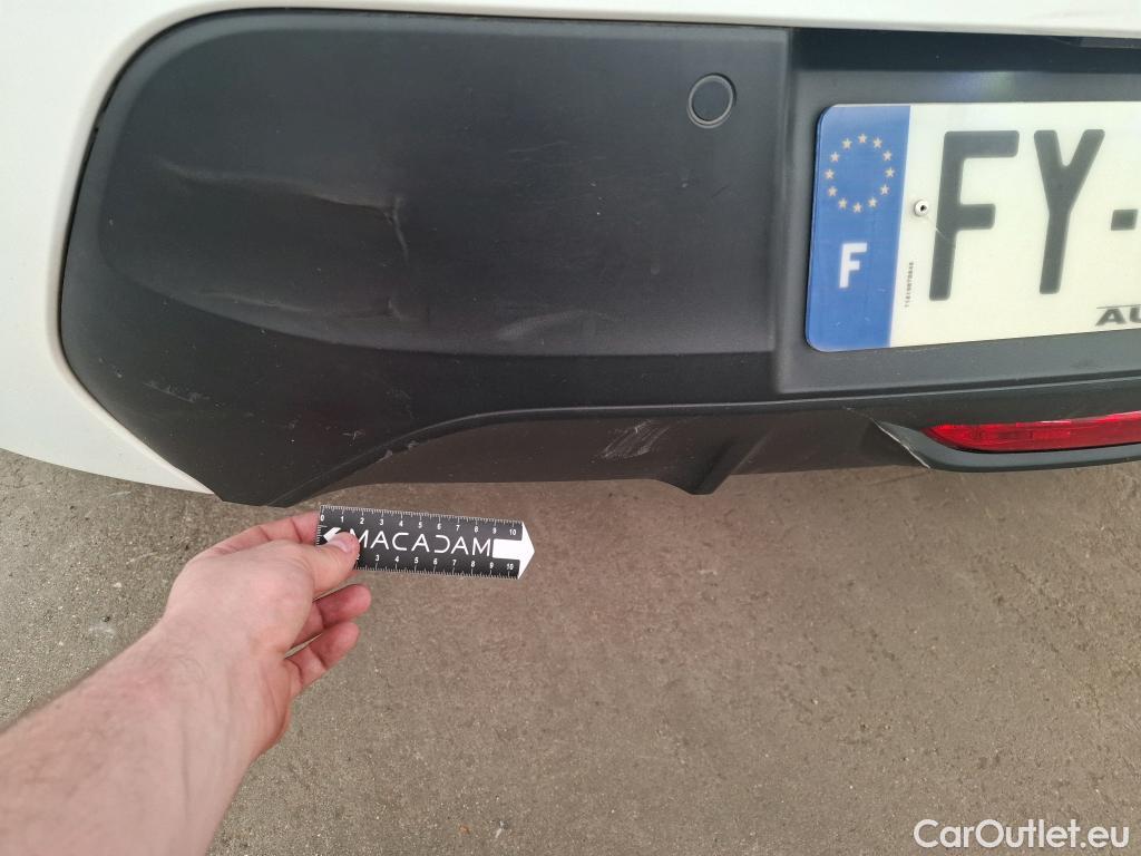  Peugeot  208  Premium 1.5 HDi 100CV BVM6 E6d #46