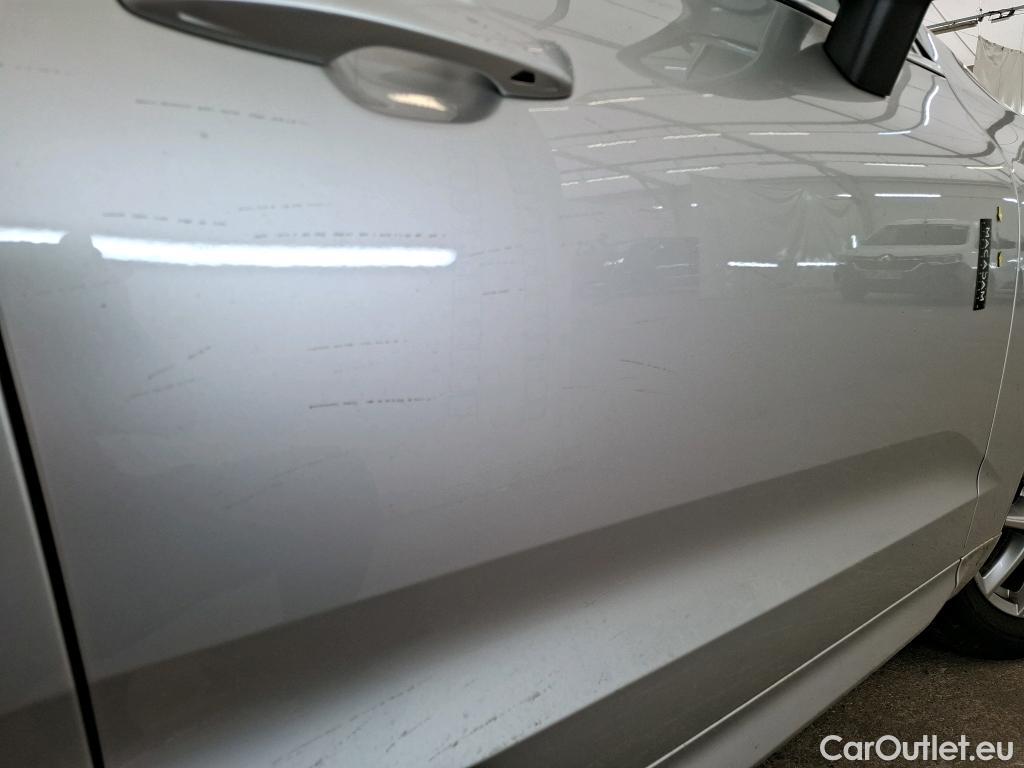  Volvo  XC60 VOLVO  / 2017 / 5P / SUV B4 197 Geartro Business Executive #17