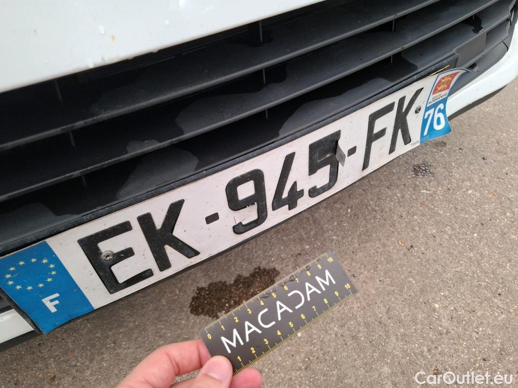  Renault  Clio  IV Air MediaNav 1.5 dCi 75CV BVM5 E6 #19