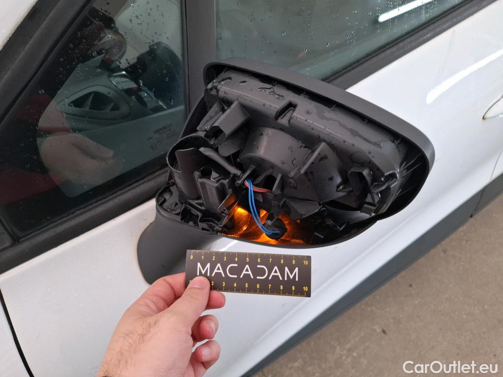  Renault  Clio  IV Air MediaNav 1.5 dCi 75CV BVM5 E6 #10