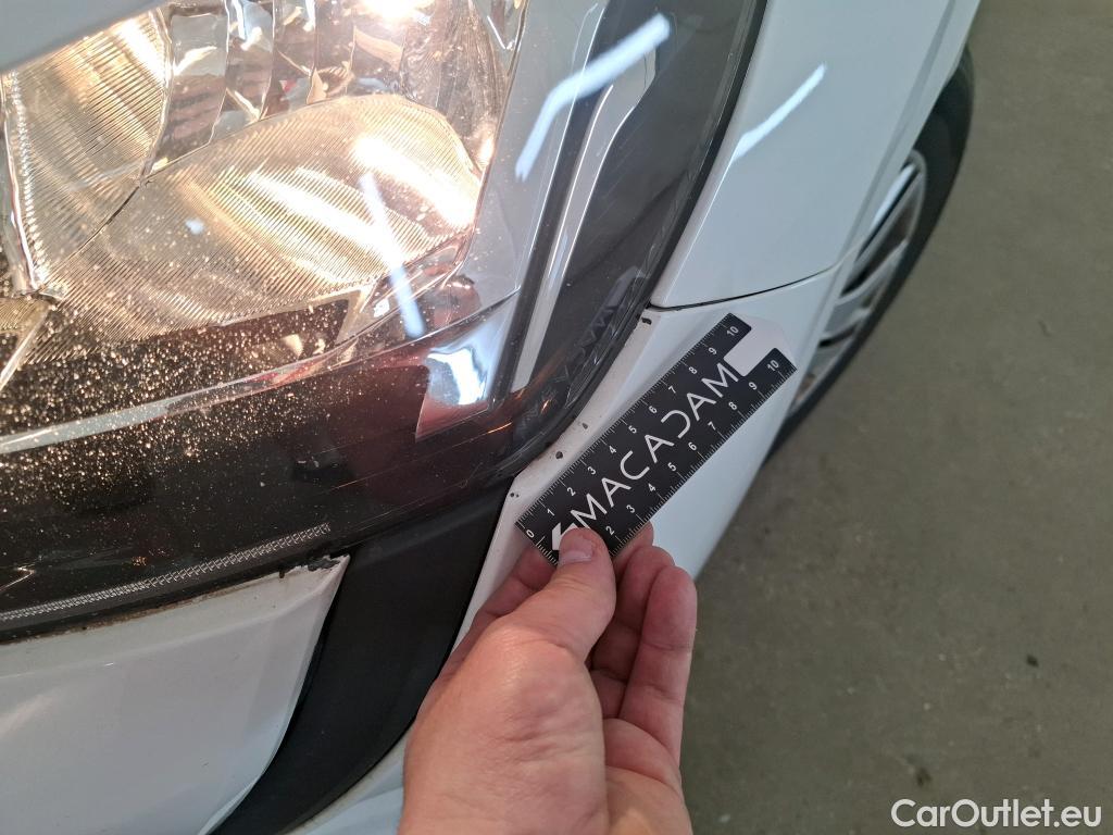  Peugeot  208  Premium 1.5 HDi 100CV BVM6 E6d #39