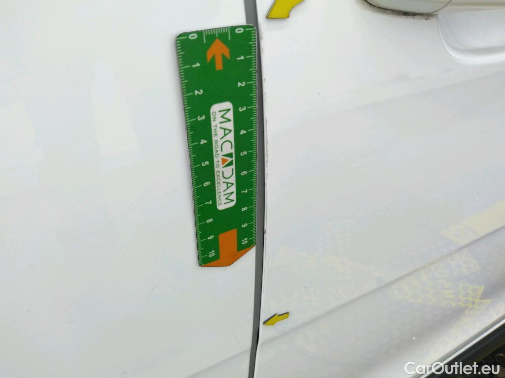  Citroen  C3  Société Feel 1.5 BlueHDI 100CV BVM6 E6d #30